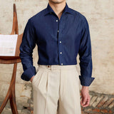 Camisa de Denim de Algodão 'London' com Mangas Longas e Gola Assimétrica" 

"Camisa de Denim 'London' em Algodão com Mangas Longas e Gola Assimétrica