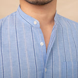 Camisa Vintage com Colar em Mistura de Linho e Listras