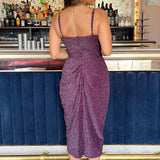 Robe Midi com Top Envolvente e Alças, Saia Plissada na Cor Ameixa