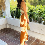 Robe Midi Assimétrico com Um Ombro e Detalhe nas Costas, Estampado em Mármore em Tons de Castanho e Bege