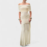 Vitória - Elegante Vestido Longo de Malha