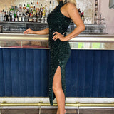 Vestido Midi Verde de Veludo com Lantejoulas e Decote Racer