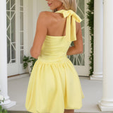 Robe Mini Jaune Douce à Col Halter et Ourlet Arrondi