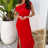 Vermelha Midi Dress com Ombros Expostos e Fendas Laterais
