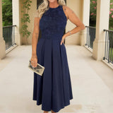 Vestido Midi com Saia A-Line e Top Bordado na Cor Azul Marinho
