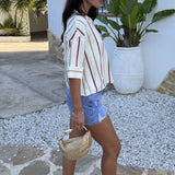 Blusa Boxy de Mangas Curtas com Estampa Colorida