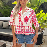 Camisa Boxy de Mangas Curtas com Estampa Floral Boho em Tons Rosados