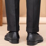 Loafers La Roche em Suede com Detalhes em Contraste