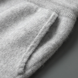Conjunto de Relaxamento Alain em Cashmere Premium na Cor Cinza Claro