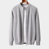 Cardigan de lã merino extra-fina com fechamento e detalhes em ribana
