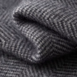 Conjunto de Roupa em Lã Merino Extra-Fina Cinza com Estampa Herringbone