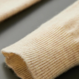 Cardigan em lã merino super fina