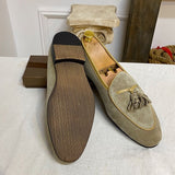 Loafers de Camurça com Pompom - Estilo Iate 'Monte Carlo'