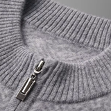 Suéter Premium de Cashmere com Estampa e Zíper Parcial