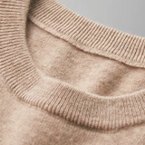 Camiseta Premium de Cashmere com Gola Redonda - Clássica