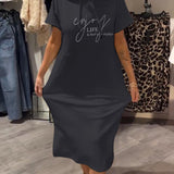 Sásquia - Vestido Casual com Capuz para um Estilo Descontraído