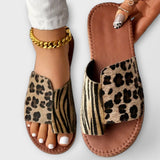 Tareyja - Sandálias Bicolores com Estampa de Leopardo