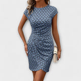 Ema - Vestido Curto com Design Tulipa