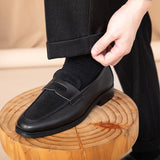 Loafers La Roche em Suede com Detalhes em Contraste