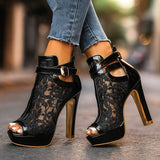 Liliana - Sapatos de Salto com Detalhes em Renda