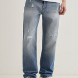 Jeans Clássicos Azuis com Detalhes Rasgados