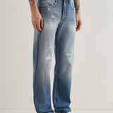 Jeans Clássicos Azuis com Detalhes Rasgados