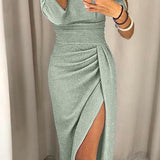 Natália - Vestido Sofisticado com Ombros Descobertos