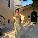 Bárbara - Elegante Vestido Maxi de Cetim