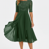 Valentina - Vestido Elegante com Renda e Mangas 3/4