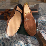Loafer Harry em Camurça com Aplique de Horsebit