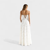Verona - Maxi Vestido com Detalhes em Renda Floral