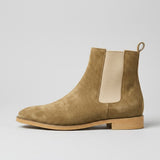"Botim Aldbury em Couro Suede" can be rewritten as "Botim Aldbury em Suede de Couro".