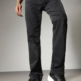 Jeans Grunge Pretos com Corte Reto
