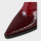 Botas Elegantes com Estampa Croco e Salto Sofisticado