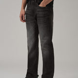 Jeans Pretos com Corte Médio e Efeito Desbotado