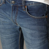 Jeans Slim Fit com Lavagem Média