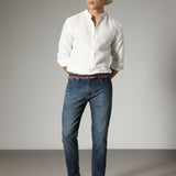 Jeans Slim Fit com Lavagem Média