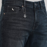 Jeans Azul Escuro com Corte Reto Clássico
