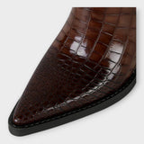 Botas Elegantes com Estampa Croco e Salto Sofisticado
