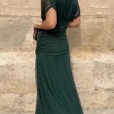 Luana - Vestido Chic com Decote em V