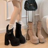 Amália - Botas Urbanas com Estilo e Confiança