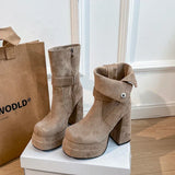 Amália - Botas Urbanas com Estilo e Confiança