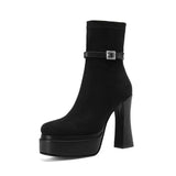 Janete - Botas de Plataforma Luxuosas: Conforto e Estilo em Cada Passo