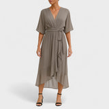 Ialina - Vestido Sofisticado com Cintura Ajustada