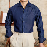 Camisa de Denim de Algodão 'London' com Mangas Longas e Gola Assimétrica" 

"Camisa de Denim 'London' em Algodão com Mangas Longas e Gola Assimétrica