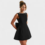 Catarina - Mini Vestido Adornado com Pérolas