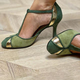 Taviana - Sapatos de salto patchwork com tiras em T e ponta fechada