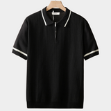 Camiseta com fecho e detalhes em preto contrastantes