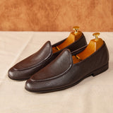"Sapatos Belgas em Nappa com Almofadas Paris" could be rephrased as "Sapatos Nappa Belgas com Confortáveis Almofadas Paris".