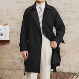 Trench Coat Londrino com Fecho Duplo e Cinto Ajustável